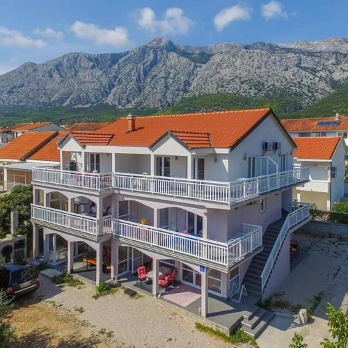 Villa Vrebac Badem on the Peljesac peninsula