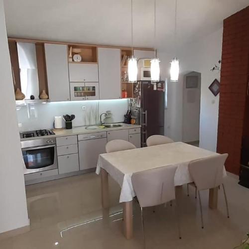 APARTMAN TINO KUSTIC 2