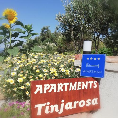 Apartments Tinjarosa