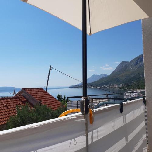 Apartments by the sea Gradac, Makarska - 15642