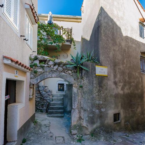 Under Ancient Roofs Vrbnik