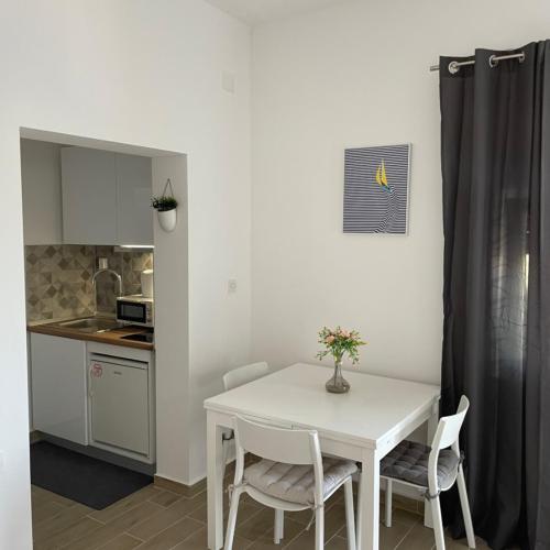 Apartments Anka Pag