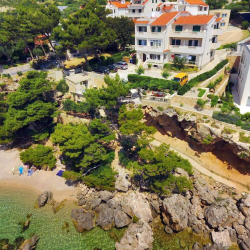 Apartments by the sea Medici, Omis - 1047