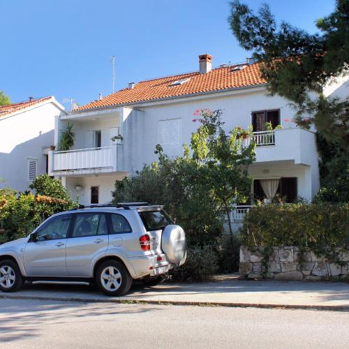 Apartments and rooms with parking space Korcula - 4399