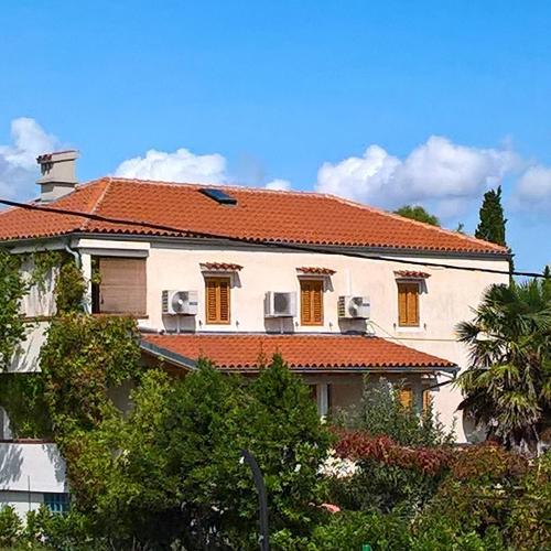 Apartments and rooms with parking space Nerezine, Losinj - 8049