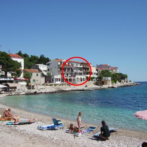 Apartments by the sea Milna, Hvar - 12244