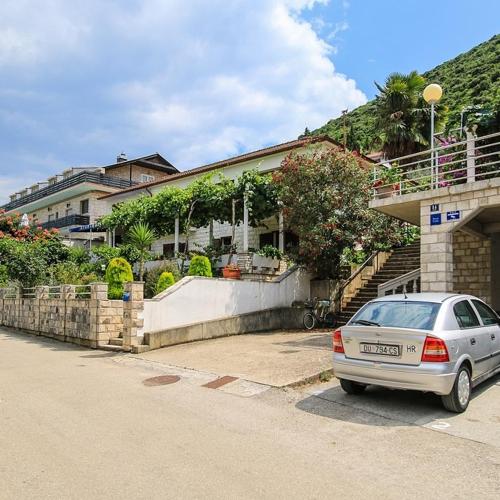 Apartments by the sea Trpanj, Peljesac - 16004