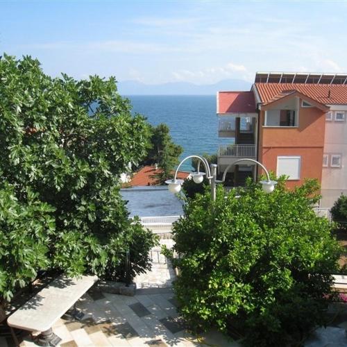 Apartments and rooms by the sea Podaca, Makarska - 16114