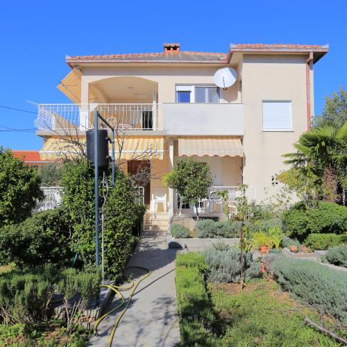 Apartments by the sea Seget Vranjica, Trogir - 18487