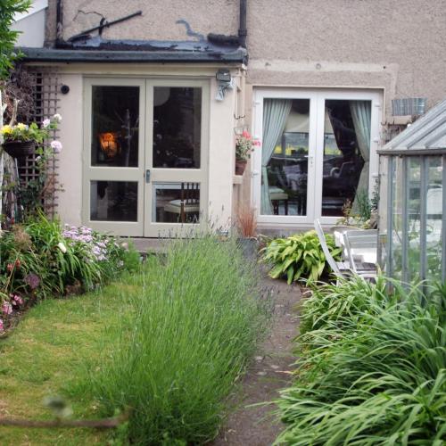 Monkstown Private House Homestay