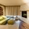 Le Chabrol Hotel & Suites