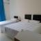 Sunset Hotel Roza
