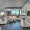 Cape Royale Apartment 810