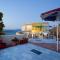 Seafalios-Beach Front Apt