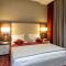 Hotel Senator