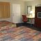 Golden Chain Motel