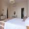 Luxury Beachfront Apartment Banje