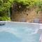 Maison de maître à BRAM # Jacuzzi