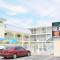 Islander Motel