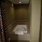 Aashram Hotel by Niagara River - Niagara Falls