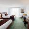 Hotel Embassy Park