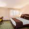 Hotel Embassy Park