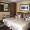 Kosmos Manor Guest House
