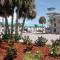 Days Inn & Suites by Wyndham Lake Okeechobee - Okeechobee