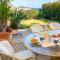 Bright villa with salt water pool - El Campello