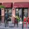 LUX Hotel 5 mins walk from port of Piraeus and metro station