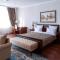 Alanda Hotel