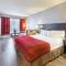 Hotel Universel