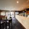 Mornington Hotel