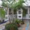 El Patio Suites
