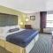 Days Inn by Wyndham Great Lakes - N. Chicago - North Chicago