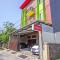 RedDoorz near Trans Studio Mall 2