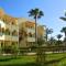 Hotel Venice Beach- Families and Couples Only