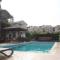 Zenovia Garden House