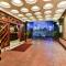 Hotel Metro Palace Bandra