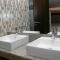 Lost & Found - Guesthouse & Suites