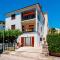 Molo Beach Apartments