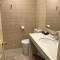 Quality Hotel Canterbury International - Forest Hill