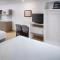 WoodSpring Suites Seattle Everett - إيفريت