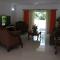 Julie's Holiday Home - Pointe Au Sel 