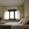 Pinehouse King Suite