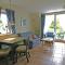 Haus-Meisennest-Wohnung-Amsel