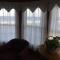 The Holiday House Inn & Motel