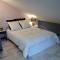 Le Bon Etage photo 23