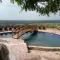 Lobo Wildlife Lodge