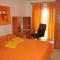 Foto: Quarteira Excellent T2 Apartment 10/17